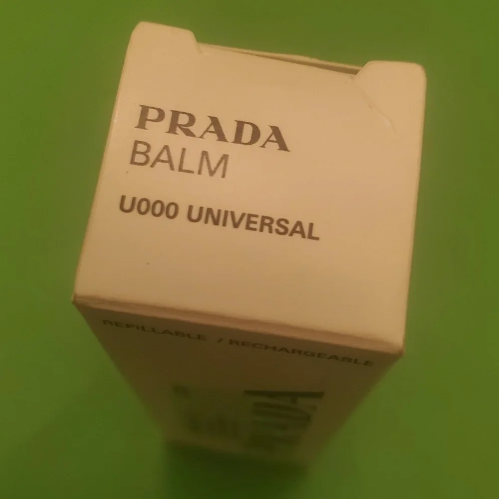 Prada all formulation lip